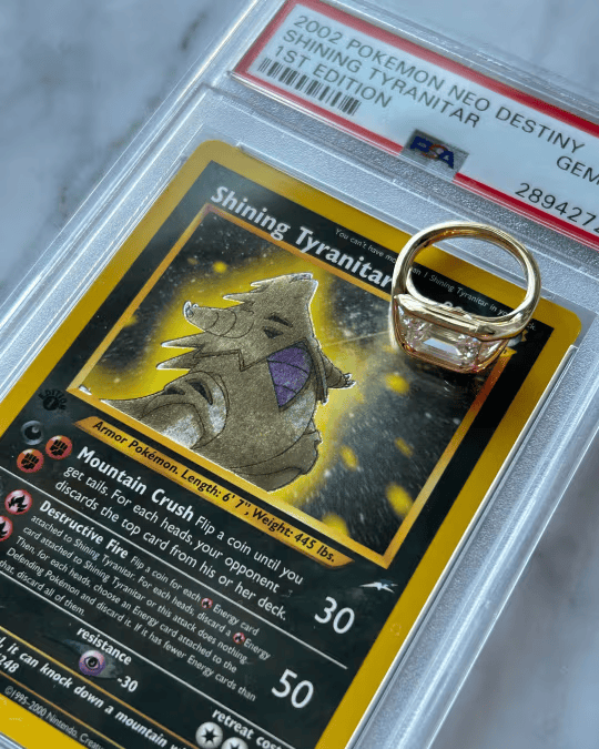 1%宝可梦卡牌成全球投资新宠CQ9电子最新网站暴涨382(图2)